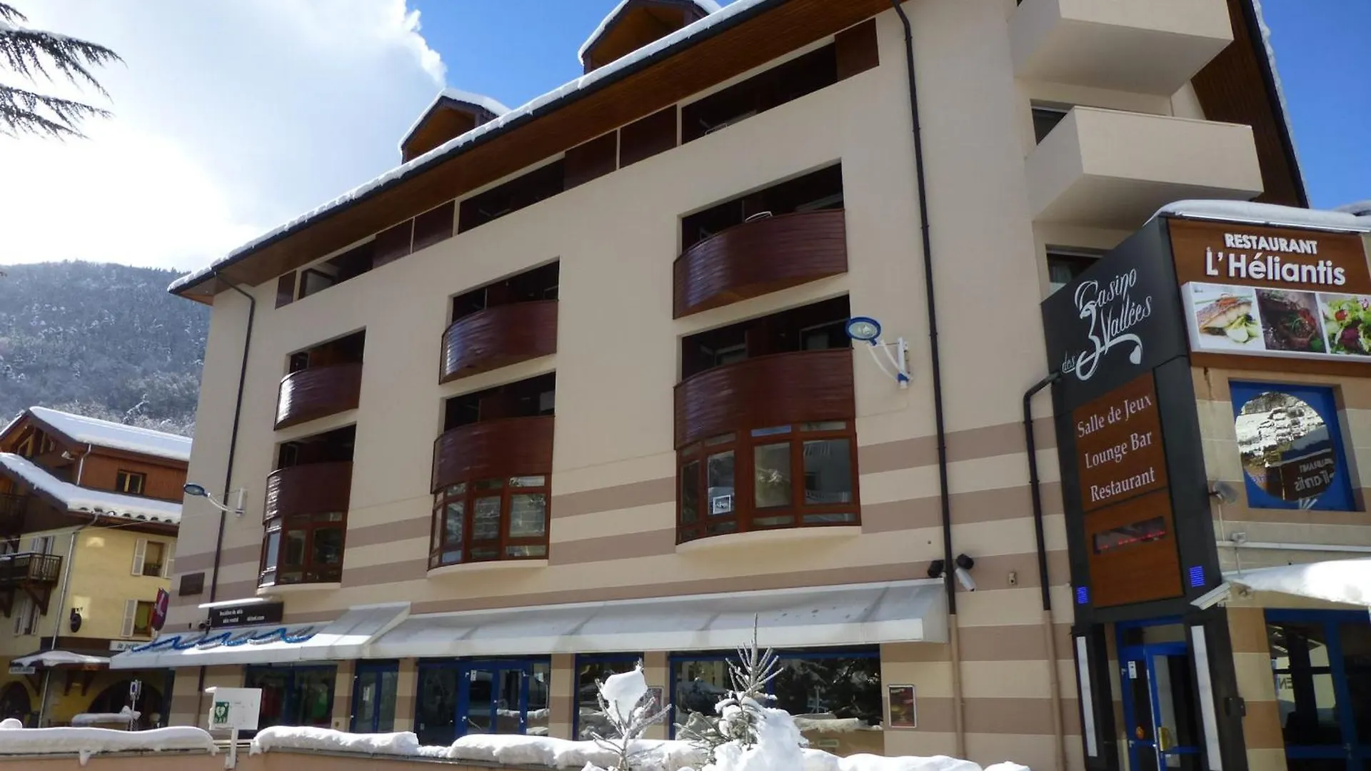 Apartment Studio Renove 2* Avec Balcon, Centre-Ville & A 200M Des Remontees Mecaniques - 4 Pers, Brides-Les-Bains - Fr-1-512-166
