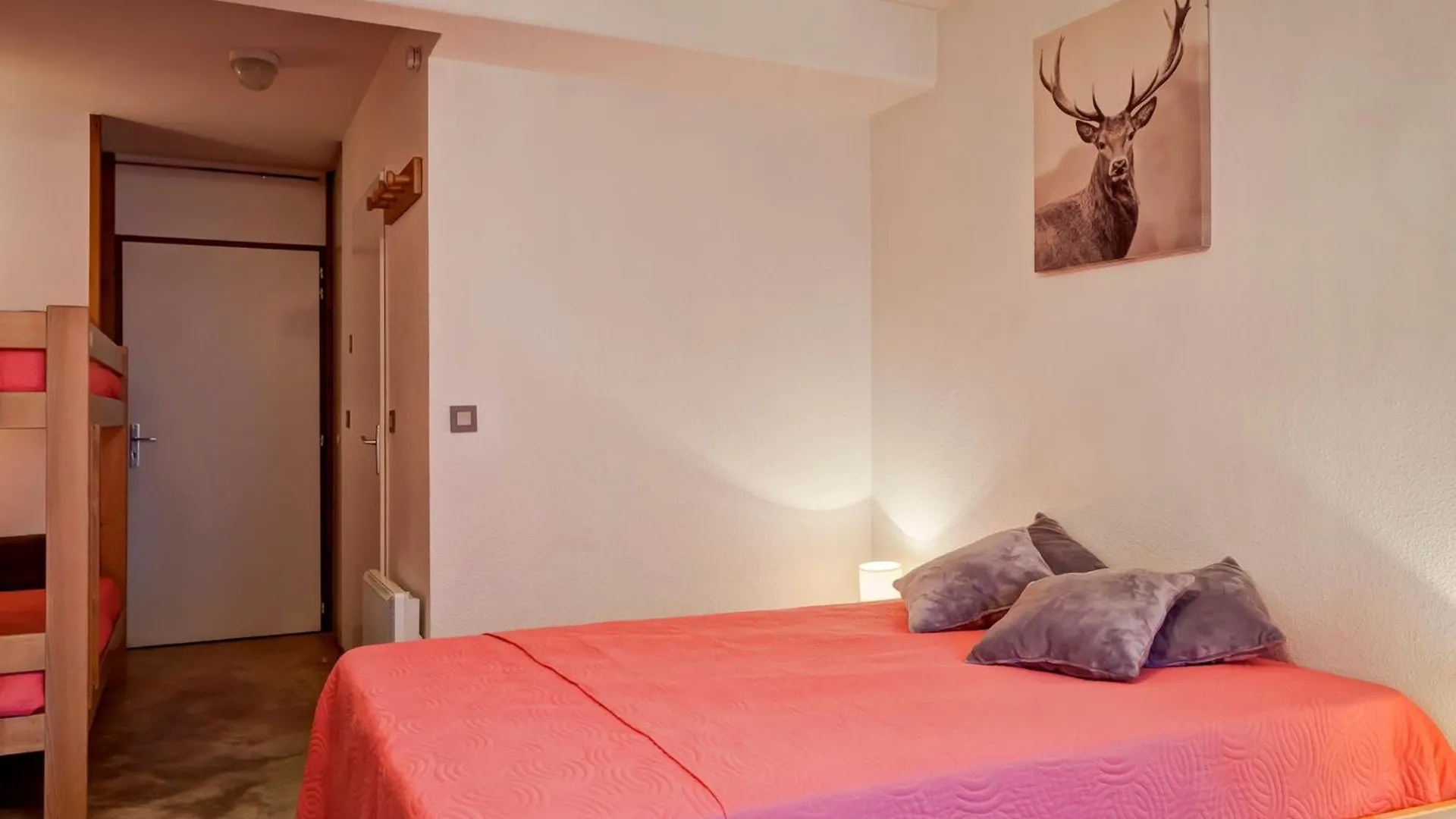 Studio Renove 2* Avec Balcon, Centre-Ville & A 200M Des Remontees Mecaniques - 4 Pers, Brides-Les-Bains - Fr-1-512-166