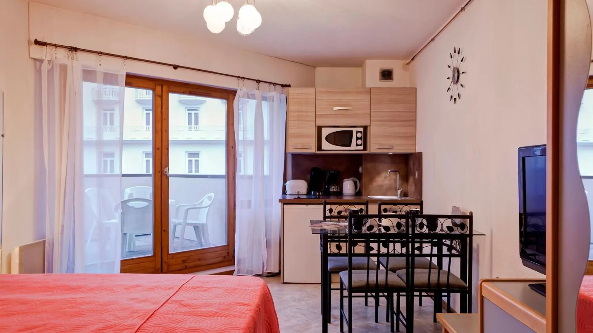 Studio Renove 2* Avec Balcon, Centre-Ville & A 200M Des Remontees Mecaniques - 4 Pers, Brides-Les-Bains - Fr-1-512-166 Apartment